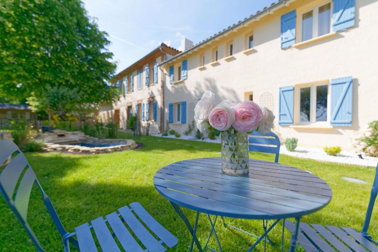 Chambre D'Hotes De Charme A La Maison Bleue Savignac-Mona Экстерьер фото